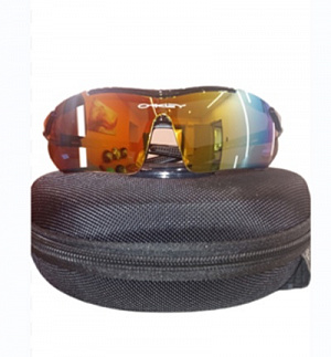 Очки туристические солнцезащитные OAKLEY  в Ханты-Мансийске